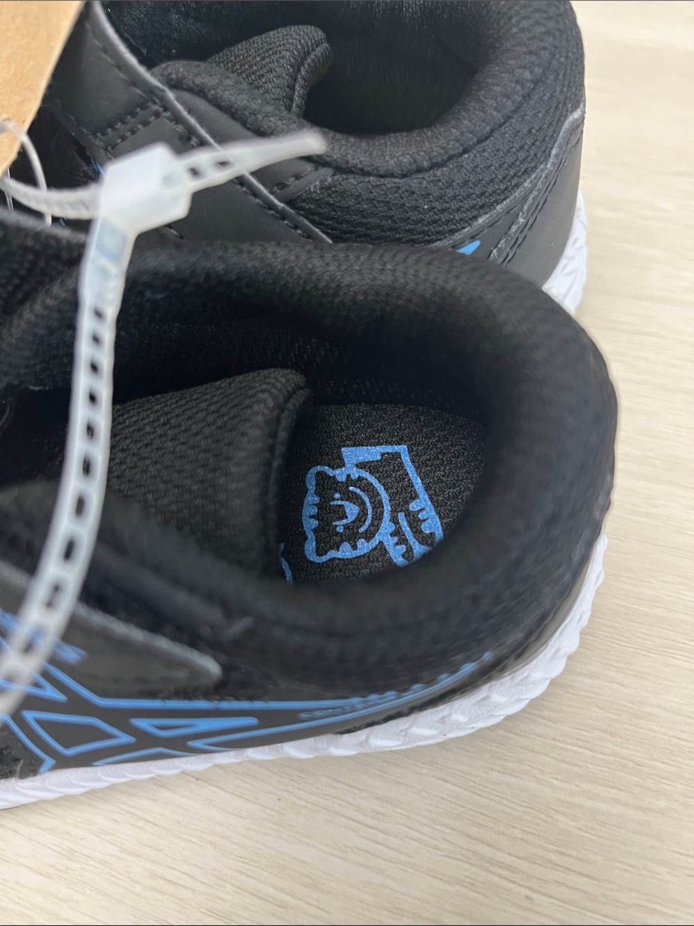 New ASICS Kids' Black & Blue Contend 8 TS Running Shoe - Picture 6 of 10